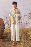 Buy_Kharakapas_Off White Cotton Mul Printed Floral Shawl Lapel Verdure Shirt And Pant Set _at_Aza_Fashions