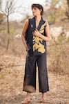 Buy_Kharakapas_Black Cotton Mul Print Floral Shawl Lapel Coturnix Waistcoat Top  _at_Aza_Fashions