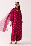 Buy_Label Shreya Sharma_Magenta Kurta And Pant Cotton Silk Print Floral V Neck Set _at_Aza_Fashions