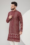 Kasbah_Maroon Georgette Embroidered Chikankari And Thread Kurta Set _Online_at_Aza_Fashions