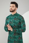 Buy_Kasbah_Green Silk Embroidery Floral And Thread Kurta Set _Online_at_Aza_Fashions