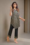 Buy_Crimp_Black 100% Polyester Textured Checkered Selene Print Tunic With Pant _at_Aza_Fashions