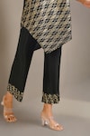 Buy_Crimp_Black 100% Polyester Textured Checkered Selene Print Tunic With Pant _Online_at_Aza_Fashions