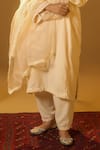 Buy_TULPALAV_White Kurta Linen Handwork Kashmiri Tilla Round Embroidered Pheran Set_Online_at_Aza_Fashions