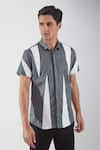 Buy_HeSpoke_Grey Premium Cotton Blend Solid Dagger Like Color Block Shirt _Online_at_Aza_Fashions