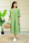 Buy_KKANYAAH_Green Dress Pure Handwoven Silk Embroidery Thread Round Floral Sleeve _at_Aza_Fashions