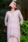 Buy_Esha L Amin_Pink Georgette Flower Threadwork Asymmetric Kurta With Dhoti Pant _Online_at_Aza_Fashions