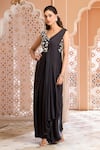 Buy_Aariyana Couture_Black Modal Satin Embroidered Floral Jaal V Neck Draped Saree Gown 