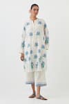 Buy_Upavita_Off White Cotton Print Floral Mandarin Collar Blossom Kurta With Pant _at_Aza_Fashions