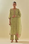 Buy_KORA_Green Dupatta Silk Organza Floral Applique Embellished Kurta Pant Set  _at_Aza_Fashions