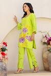 Chrkha_Green Chanderi Silk Printed Floral Round Embroidered Kurta Pant Set_at_Aza_Fashions