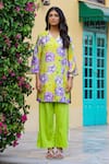 Chrkha_Green Chanderi Silk Printed Floral V Sequin And Pearl Embroidered Kurta Pant Set _Online_at_Aza_Fashions