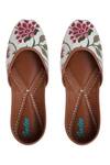 Shop_Imlee Jaipur_Off White Embroidered Chinese Hibiscus Print Juttis _at_Aza_Fashions