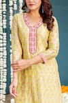 Missprint_Green Kurta And Dupatta Chanderi Printed Floral V Neck Mahira Pant Set _Online_at_Aza_Fashions