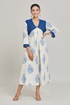 Buy_Naintara Bajaj_Blue Cotton Linen Hand Block Printed Floral V Neck Kurta_at_Aza_Fashions