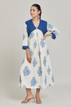 Naintara Bajaj_Blue Cotton Linen Hand Block Printed Floral V Neck Kurta_at_Aza_Fashions