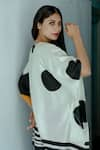 Buy_Aeshaane_White Eri Silk Printed Dot V-neck Shaded Short Kaftan _Online_at_Aza_Fashions