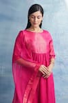 Buy_Charkhee_Fuchsia Kurta- Linen Woven Stripe Round Set 