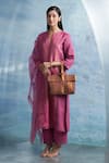 Buy_Charkhee_Pink Kurta- Linen Woven Notched Set With Dupatta _at_Aza_Fashions