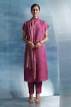 Buy_Charkhee_Pink Kurta- Linen Woven Stripe Closed Neck Scarf And Pant Set _at_Aza_Fashions