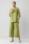 Buy_Samyukta Singhania_Green Cotton Slub Solid Notched Front Pleated Top And Pant Co-ord Set _at_Aza_Fashions