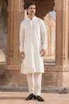 Buy_PREEVIN_Off White Cotton Mulmul Embroidery Thread Blossom Mirror Vine Kurta Set  _at_Aza_Fashions