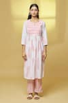 Kalakaari By Sagarika_White Cotton, Kota Doria Split V-neck Handblock Printed Kurta Set _at_Aza_Fashions