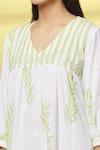 Kalakaari By Sagarika_White Cotton Printed Stripe Notched Handblock Straight Kurta Set _Online_at_Aza_Fashions