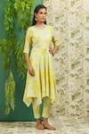 Buy_Alaya Advani_Yellow Muslin Abstract, Cutdana, Sequin Round Print Kurta And Pant Set_Online_at_Aza_Fashions