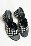 The Alter_Black Houndstooth Print Slip-on Block Heels _Online