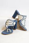 Buy_THE ALTER_White Thread Myra Embroidered Slip-on Kolhapuri Block Heels_Online_at_Aza_Fashions