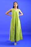 Buy_Rias Jaipur_Green Handloom Plain V Neck Handwoven Cotton Jumpsuit _at_Aza_Fashions