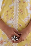 Buy_Roze_Yellow Pure Cotton Print Floral V Neck Amina Kurta Pant Set 