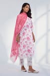 Roze_White Pure Cotton Print Rose Round Neck Arah Kurta Pant Set _Online