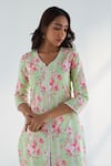 Buy_Roze_Green Kurta And Pant Pure Cotton Printed Floral V Neck Lina Set 