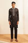 Buy_Shreyansh Designs_Black Chanderi Silk Embellished Bead Paras Kurta With Pant _at_Aza_Fashions