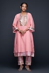 Buy_Gulabo by Abu Sandeep_Peach Jamdani Embellished Gota Round Yoke Layered Kurta  _at_Aza_Fashions