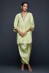 Gulabo by Abu Sandeep_Green Jamdani Embellished Gota V Applique Tunic _Online_at_Aza_Fashions
