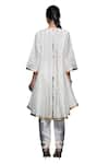 Buy_Gulabo by Abu Sandeep_Off White Jamdani Embroidered Gota Notched Flared Kurta  