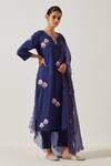 Buy_Label Earthen_Blue Cotton Embroidery Split V-neck Floral Bloom Kurta With Pant _Online_at_Aza_Fashions