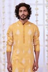 Taroob_Yellow Silk Embroidered Floral Timeless Kurta Set _at_Aza_Fashions