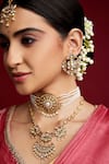 Buy_Tribe Amrapali_Gold Plated Stone Devna Studded Round Pearl Choker _Online_at_Aza_Fashions