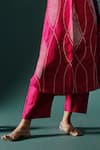 Naina Jain_Pink Silk Bandhani V Neck Maze Pattern Kurta With Pant _Online_at_Aza_Fashions