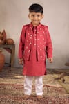 Buy_Vivedkids_Red Cotton Satin Embroidery Sequin Bloom Bundi Kurta Set _at_Aza_Fashions