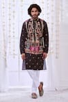 Buy_Taroob_Black Fine Wool Embroidery Kalamkari Majestic Darbar Bundi And Kurta Set  _at_Aza_Fashions