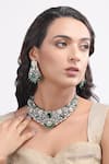 Buy_Auraa Trends_Green Stones, Zari Damask Zircon Encrusted Jewellery Set _at_Aza_Fashions