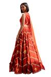 Isha Gupta Tayal_Red Lehenga Silk Printed Floral V Neck Shringar Set _Online