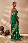 Shop_Masaba_Green Raw Silk Embroidered Fish Motif Saree With Unstitched Blouse _Online