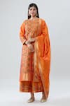 Buy_Peenacolada_Orange Silk Floral Boota Notched Geometric Pattern Neck Kurta Set _at_Aza_Fashions