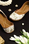 Cilwana Studio_White Embroidered Floral Juttis _Online_at_Aza_Fashions